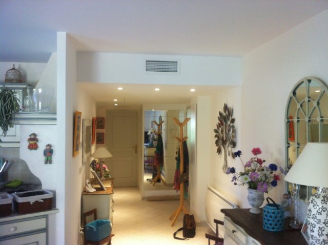 grille dans un faux plafond